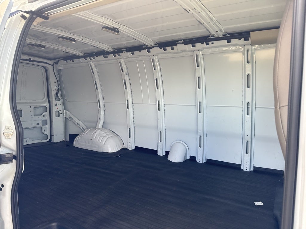 2023 GMC Savana Cargo Work Van