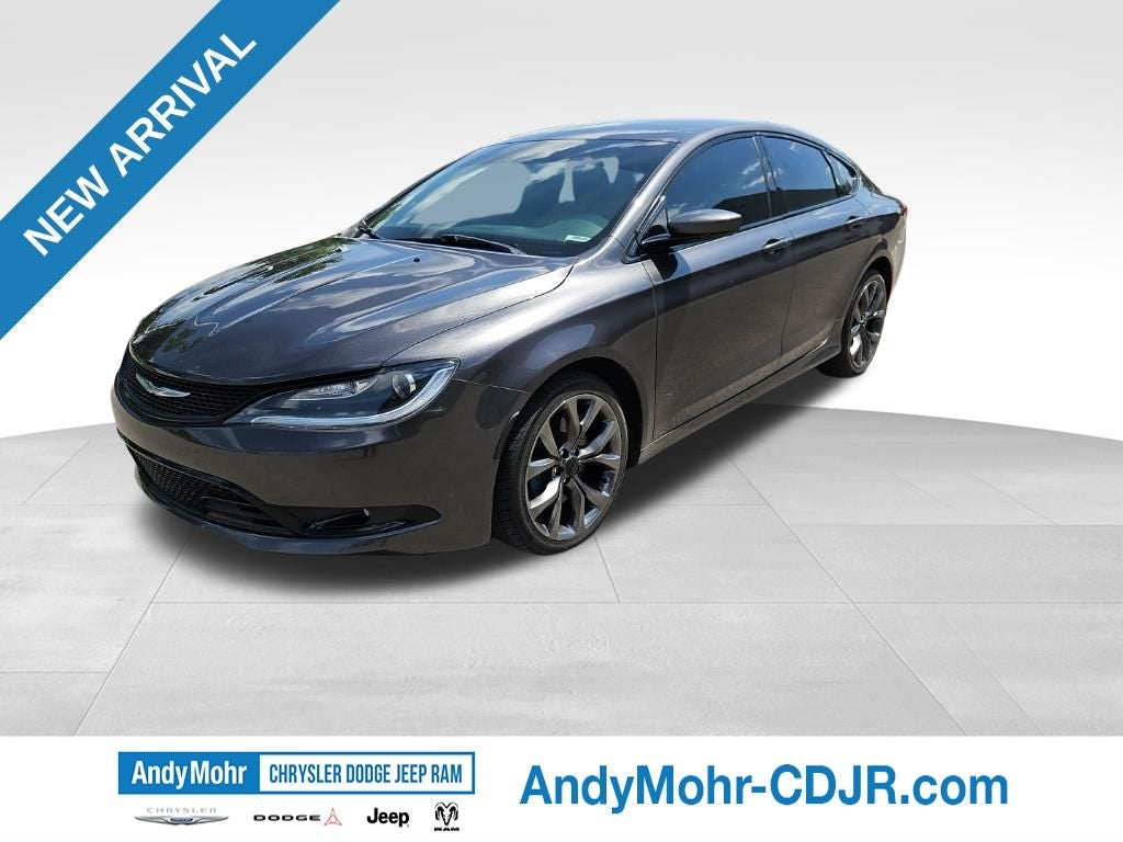 2016 Chrysler 200 S