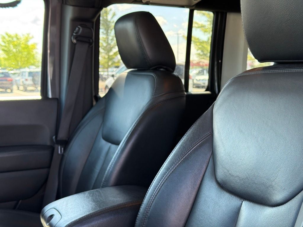2017 Jeep Wrangler Unlimited Unlimited Sahara