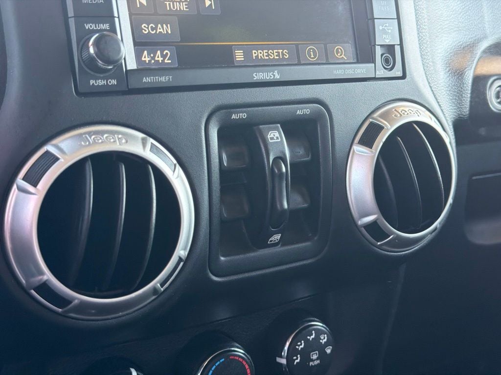 2016 Jeep Wrangler Unlimited Unlimited Rubicon