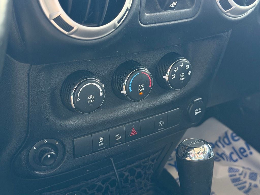 2018 Jeep Wrangler JK Unlimited Unlimited Sahara