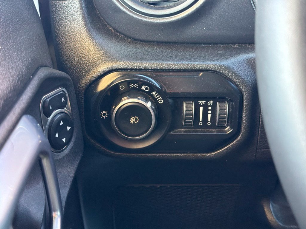 2021 Jeep Wrangler Unlimited Unlimited Sport Altitude