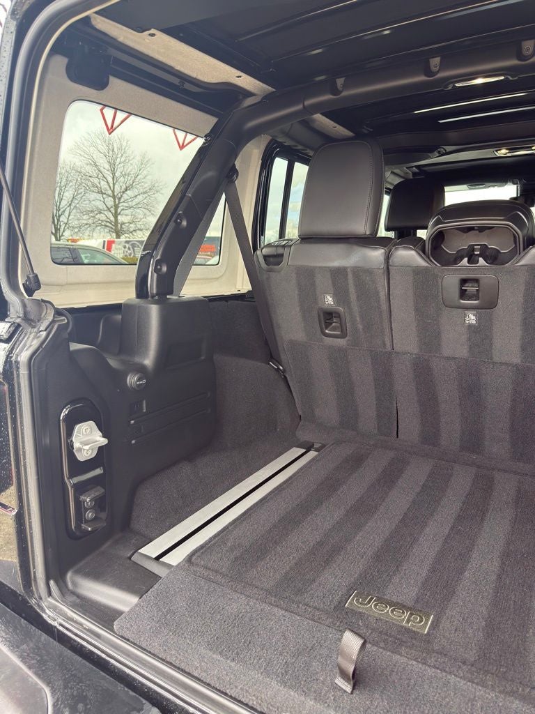 2021 Jeep Wrangler Unlimited Unlimited Rubicon 392