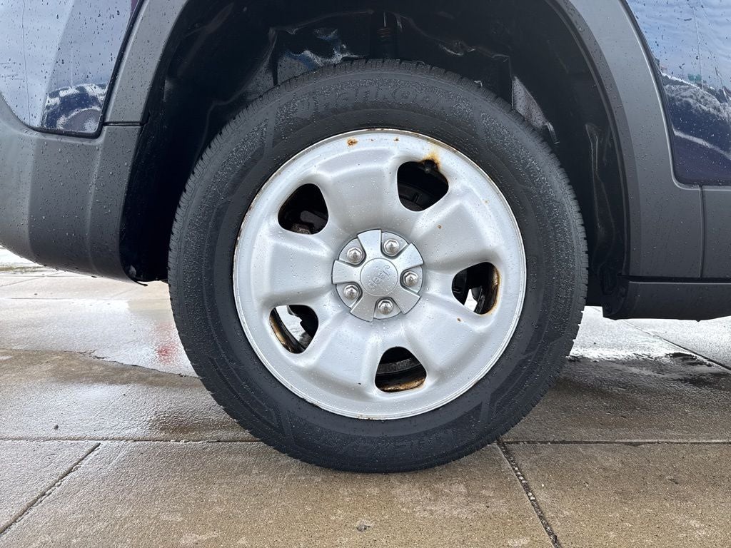 2015 Jeep Cherokee Sport