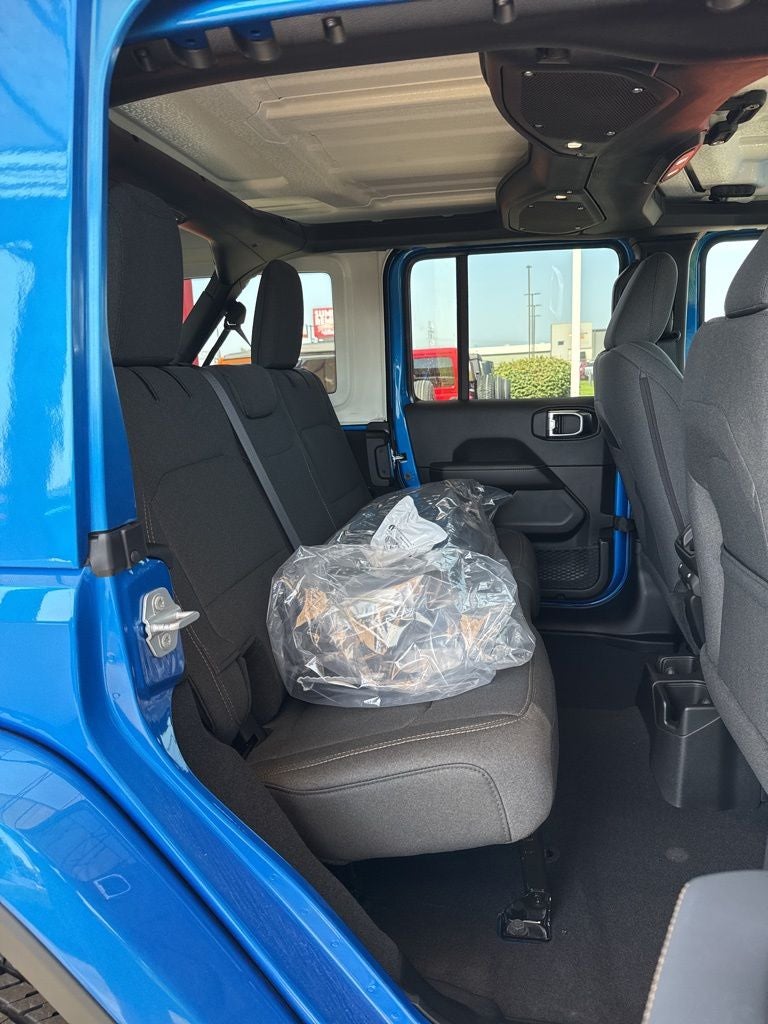 2025 Jeep Wrangler Sahara