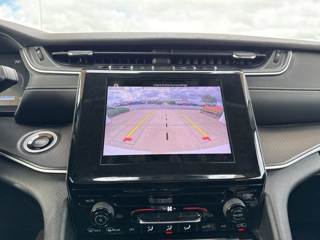 2024 Jeep Grand Cherokee Laredo