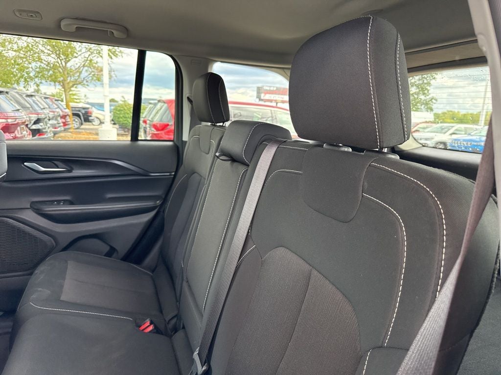 2024 Jeep Grand Cherokee Laredo