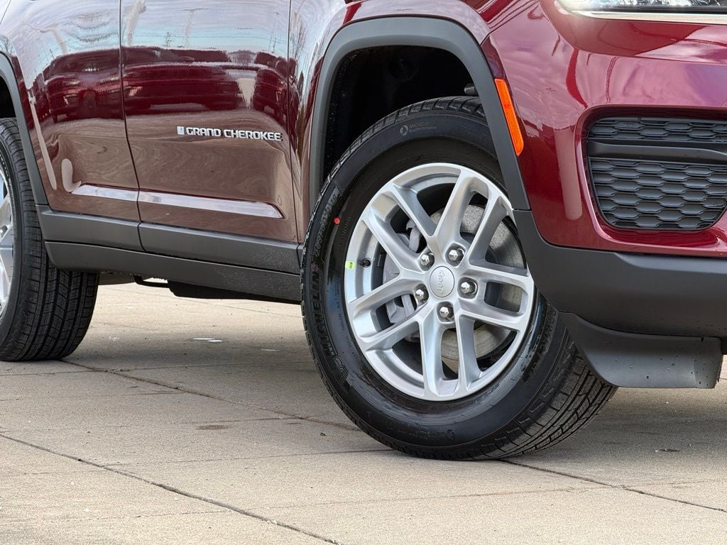 2026 Jeep Grand Cherokee Laredo