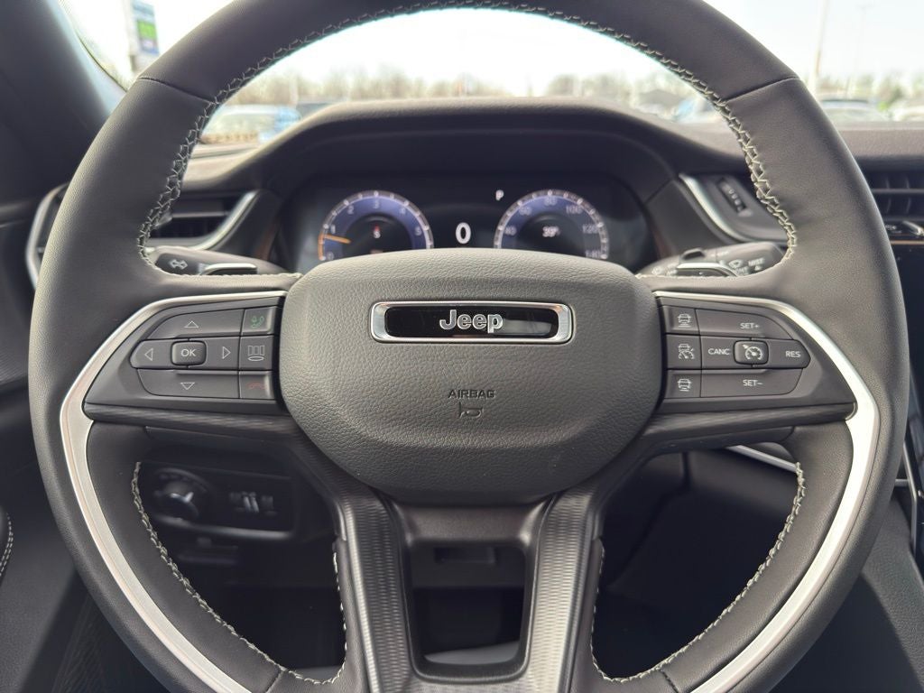 2026 Jeep Grand Cherokee Laredo