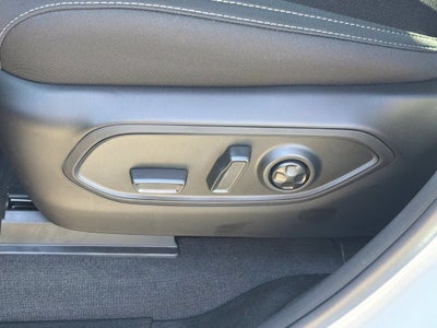 2027 Jeep Grand Cherokee Laredo