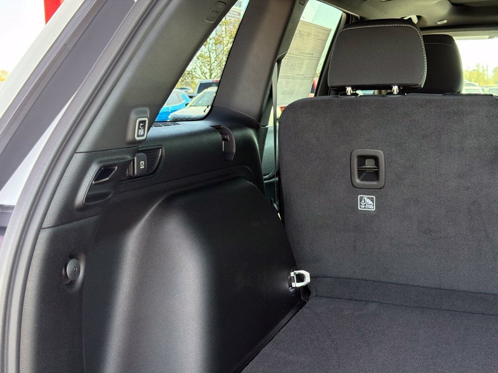 2027 Jeep Grand Cherokee Laredo