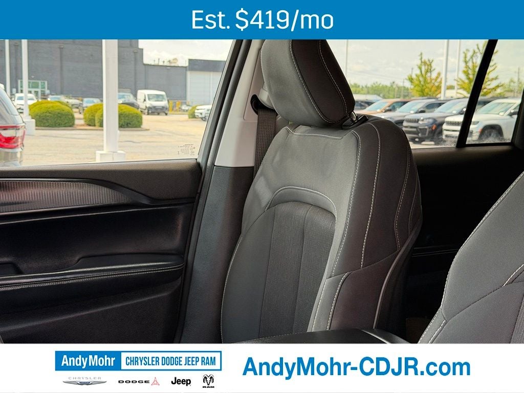 2023 Jeep Grand Cherokee Laredo