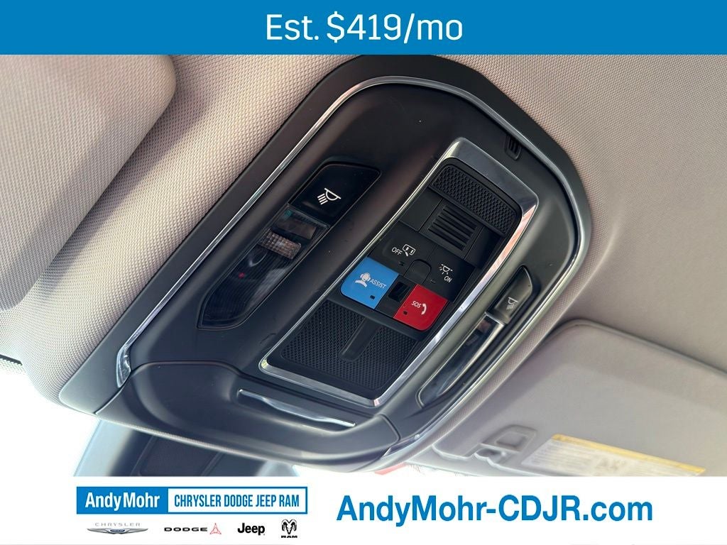 2023 Jeep Grand Cherokee Laredo
