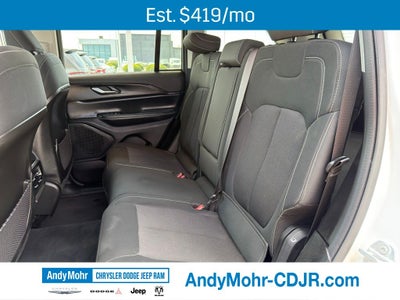 2023 Jeep Grand Cherokee Laredo