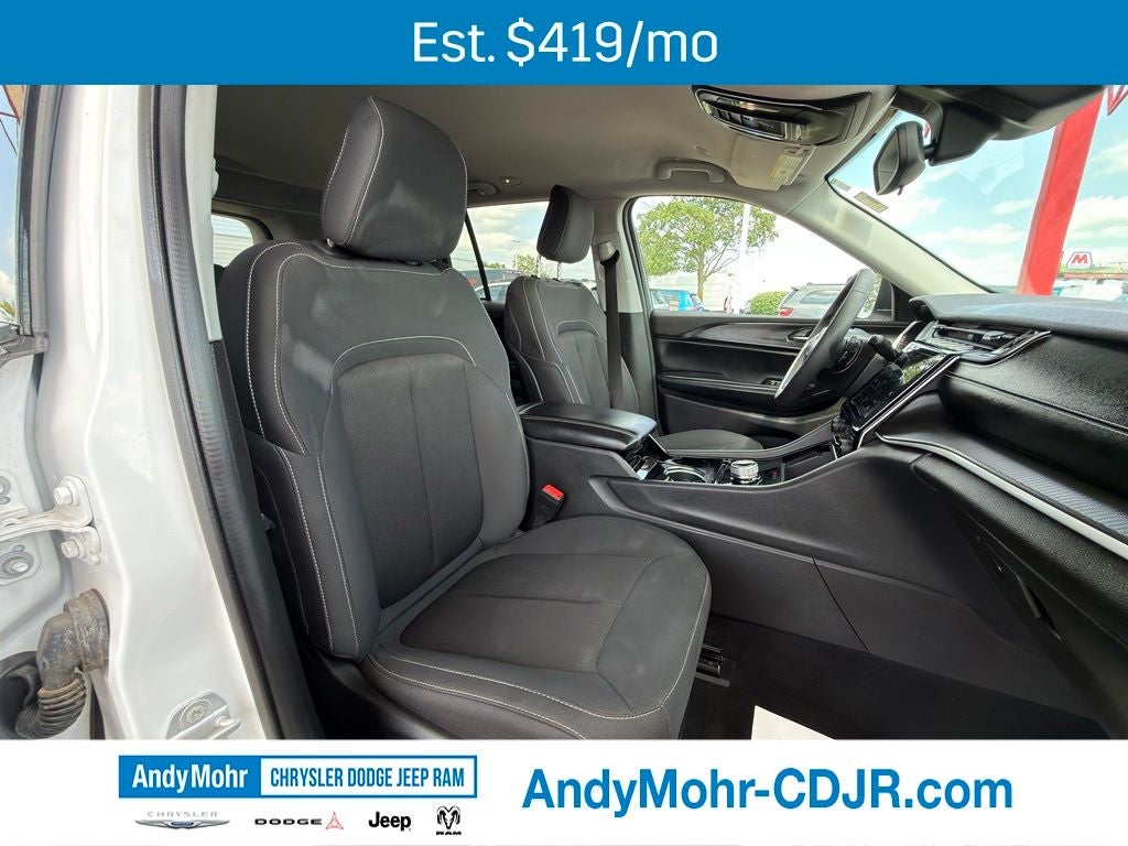2023 Jeep Grand Cherokee Laredo