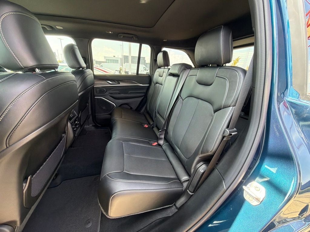2027 Jeep Grand Cherokee Limited Reserve