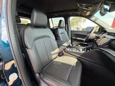 2027 Jeep Grand Cherokee Limited Reserve