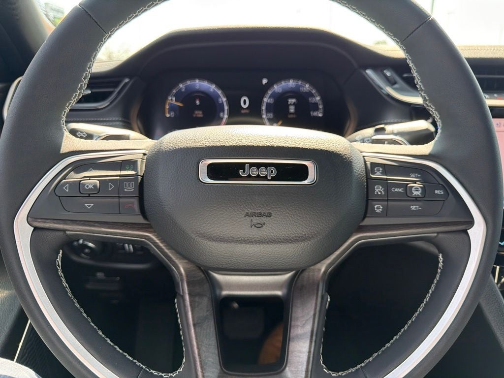 2027 Jeep Grand Cherokee Limited Reserve