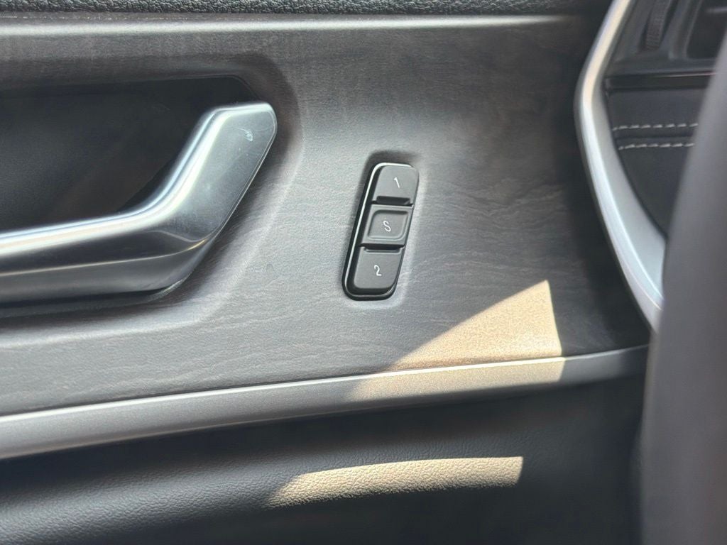 2027 Jeep Grand Cherokee Limited Reserve