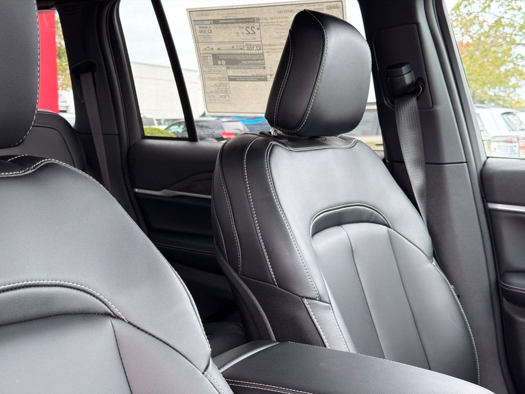 2027 Jeep Grand Cherokee Limited