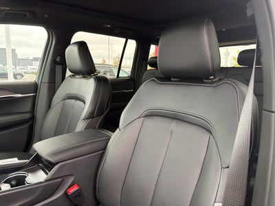 2027 Jeep Grand Cherokee Limited Reserve