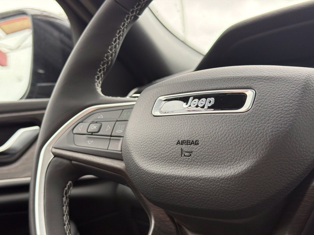 2027 Jeep Grand Cherokee Limited Reserve