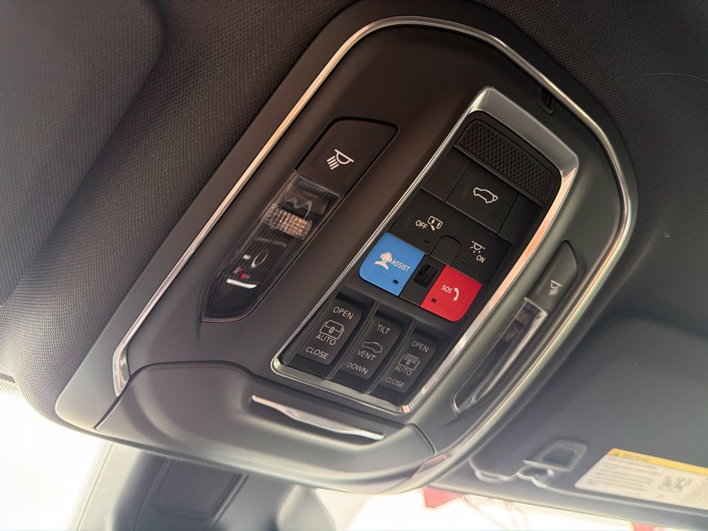 2027 Jeep Grand Cherokee Limited Reserve
