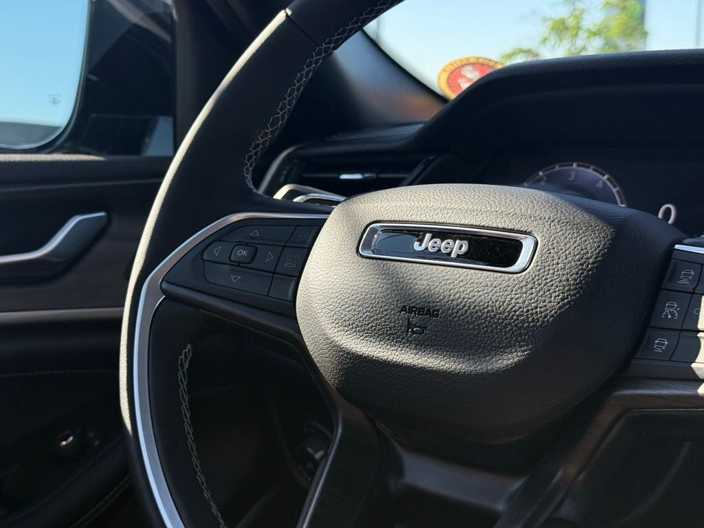 2026 Jeep Grand Cherokee Limited Reserve