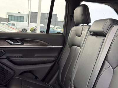2027 Jeep Grand Cherokee Limited