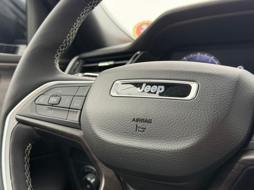 2026 Jeep Grand Cherokee Limited Reserve