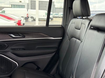 2027 Jeep Grand Cherokee Limited