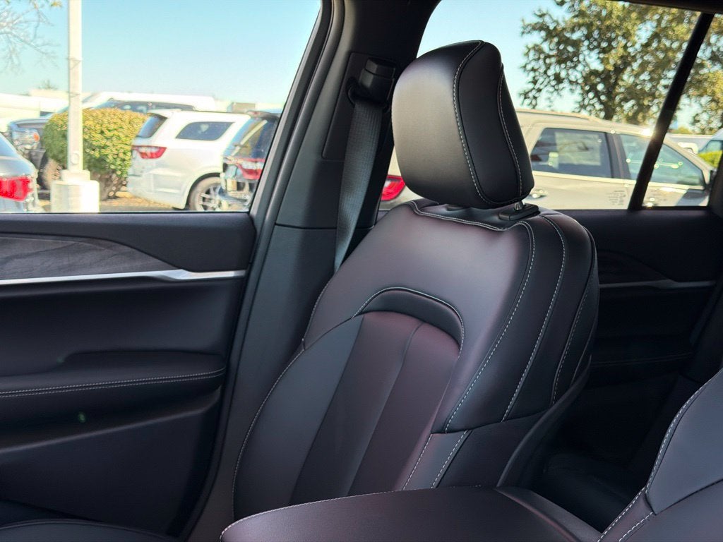 2027 Jeep Grand Cherokee Limited