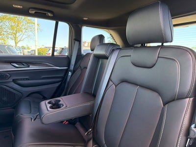 2027 Jeep Grand Cherokee Limited