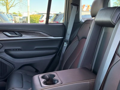 2027 Jeep Grand Cherokee Limited