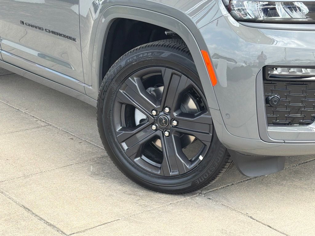 2027 Jeep Grand Cherokee Limited Reserve