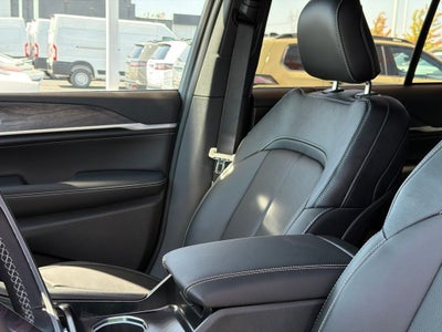 2027 Jeep Grand Cherokee Limited Reserve