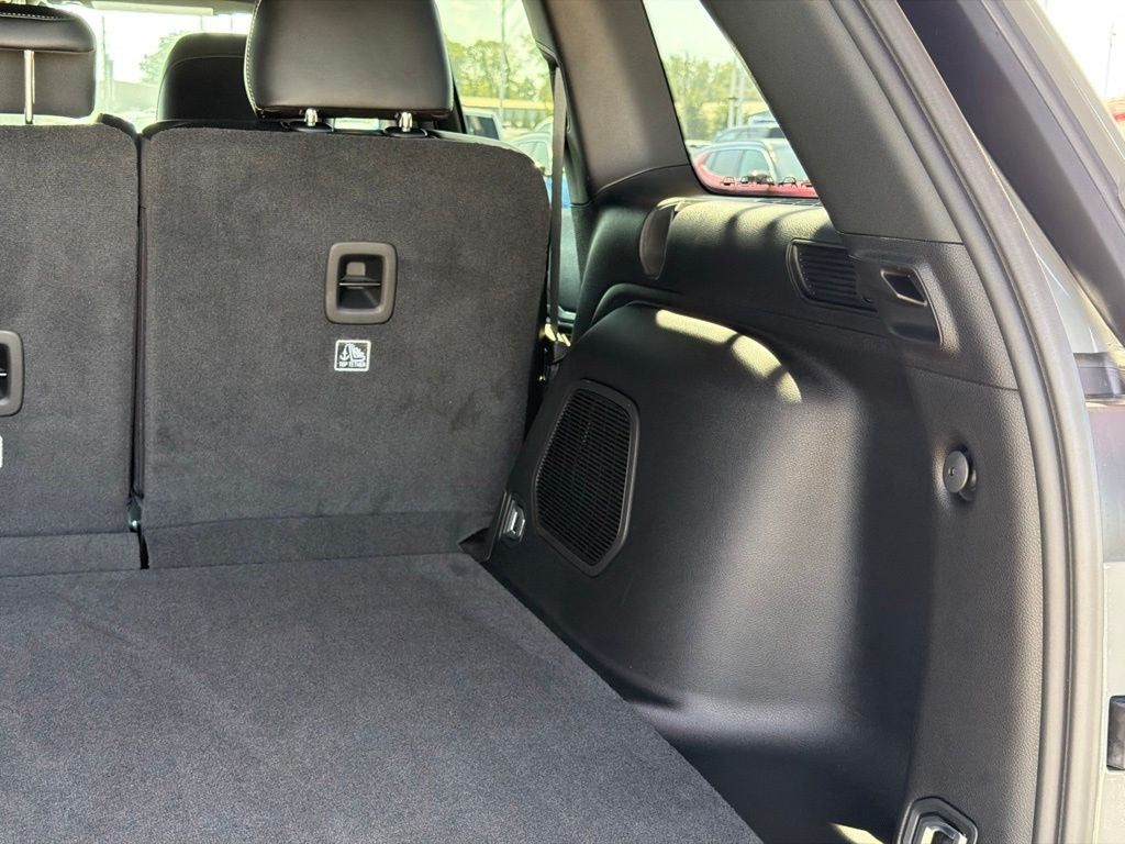 2027 Jeep Grand Cherokee Limited Reserve