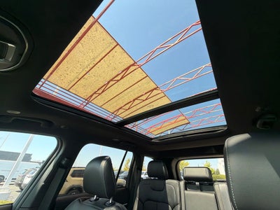 2027 Jeep Grand Cherokee Limited Reserve
