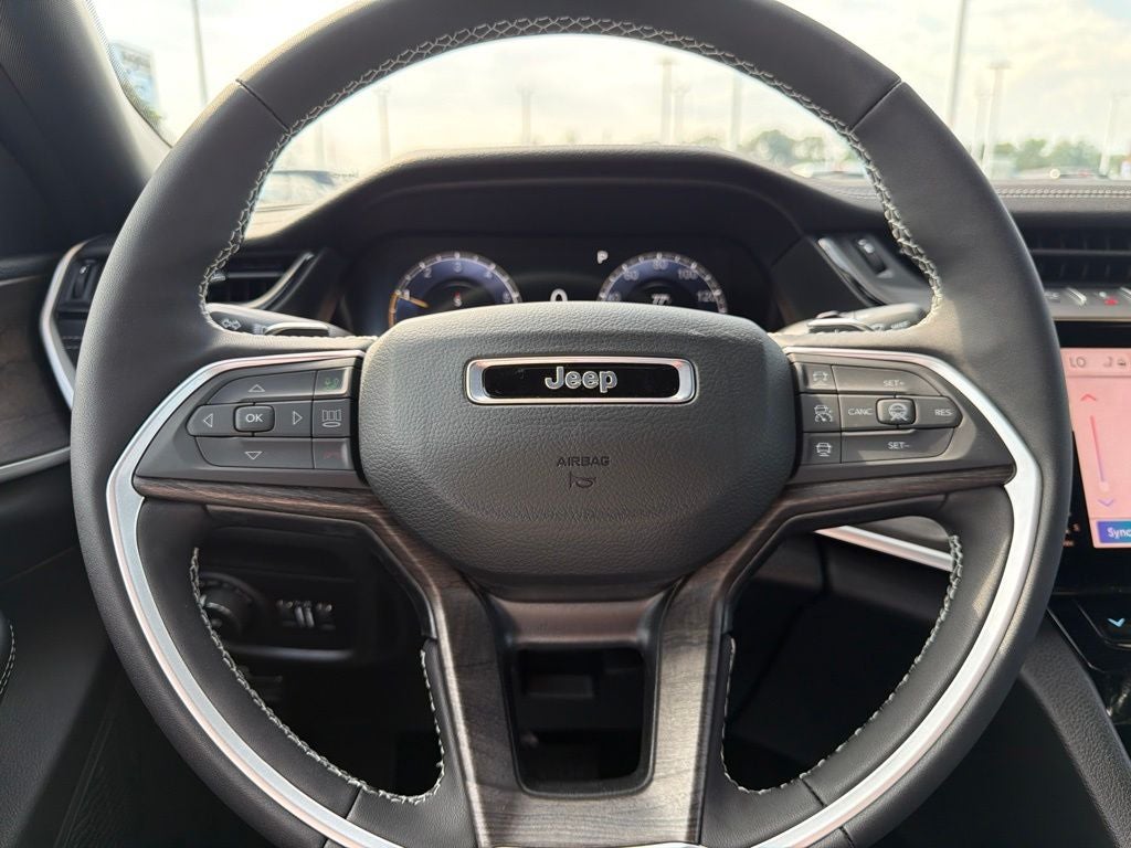 2027 Jeep Grand Cherokee Limited