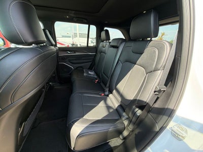 2027 Jeep Grand Cherokee Limited Reserve