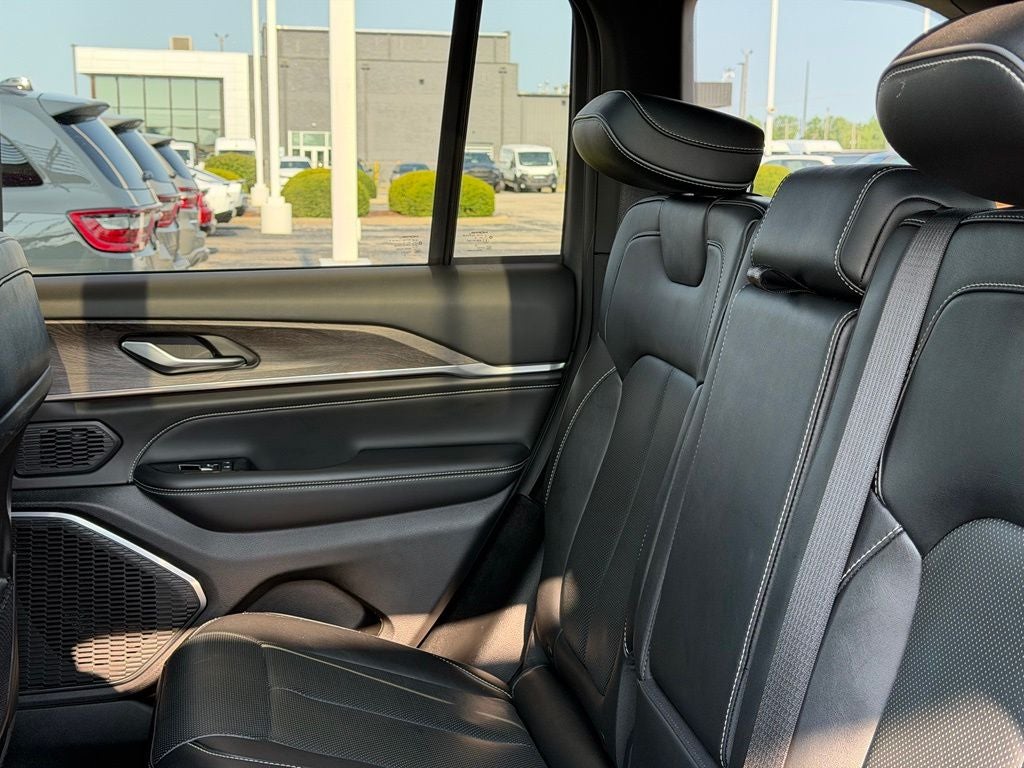 2023 Jeep Grand Cherokee Overland
