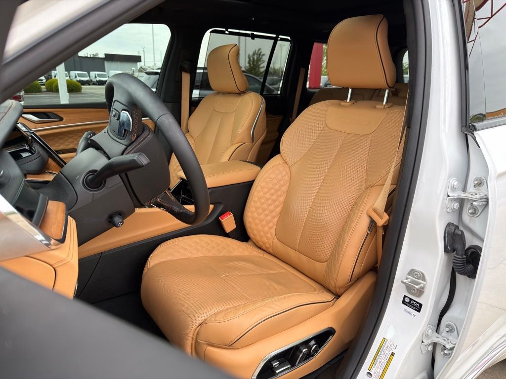 2024 Jeep Grand Cherokee Summit