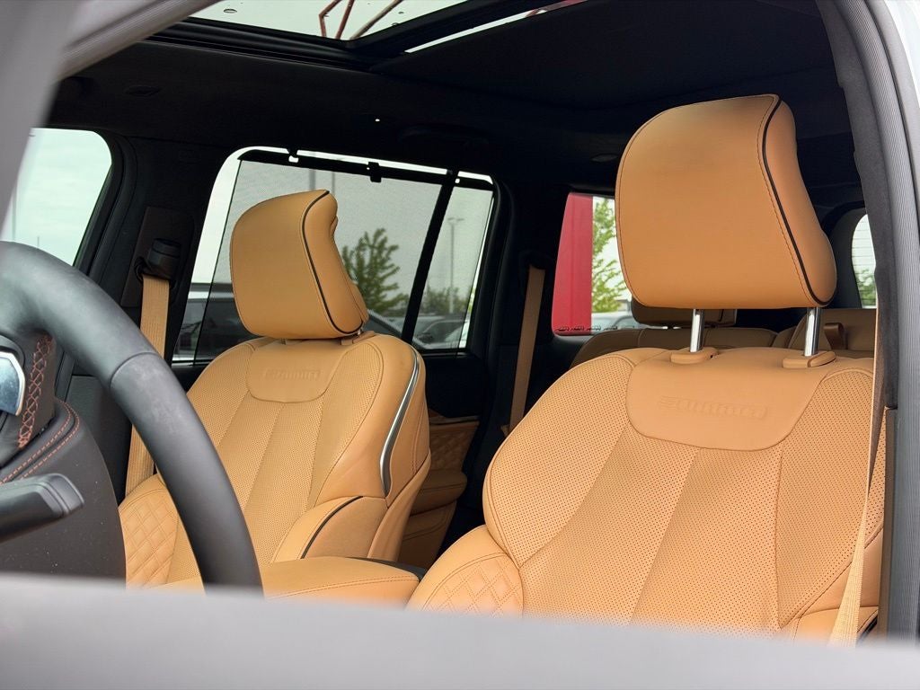 2024 Jeep Grand Cherokee Summit
