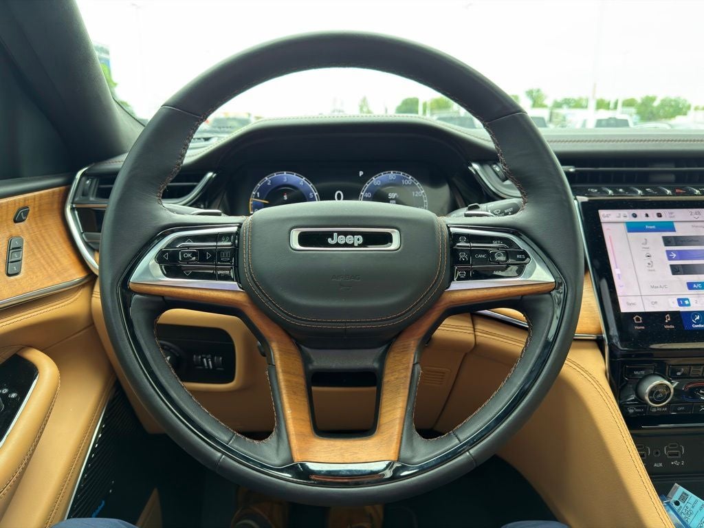 2024 Jeep Grand Cherokee Summit