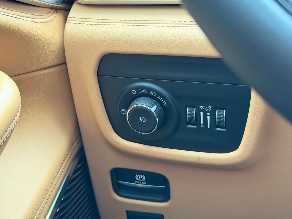 2024 Jeep Grand Cherokee Summit