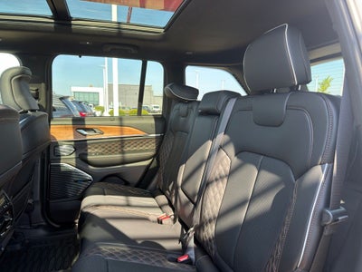 2026 Jeep Grand Cherokee Summit