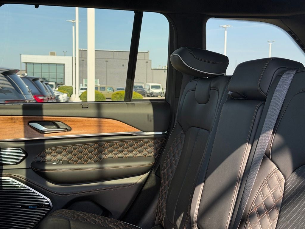 2026 Jeep Grand Cherokee Summit