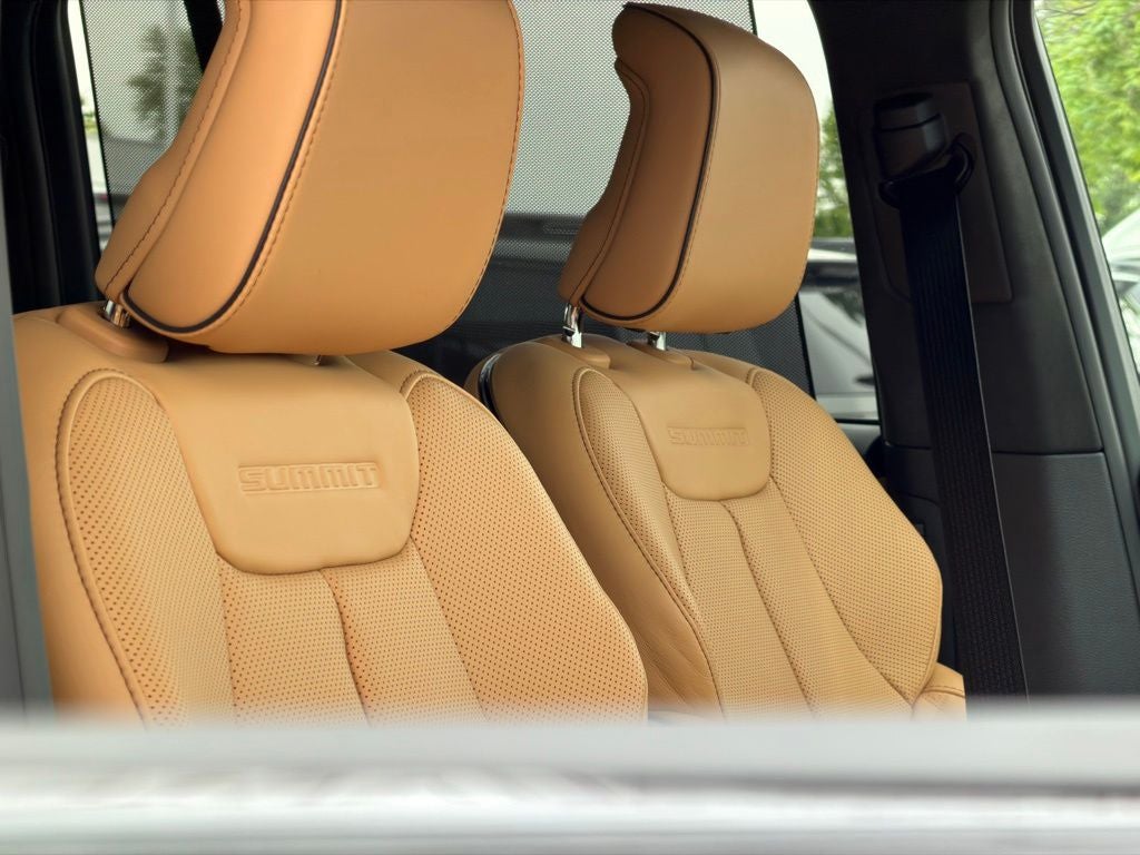 2026 Jeep Grand Cherokee Summit
