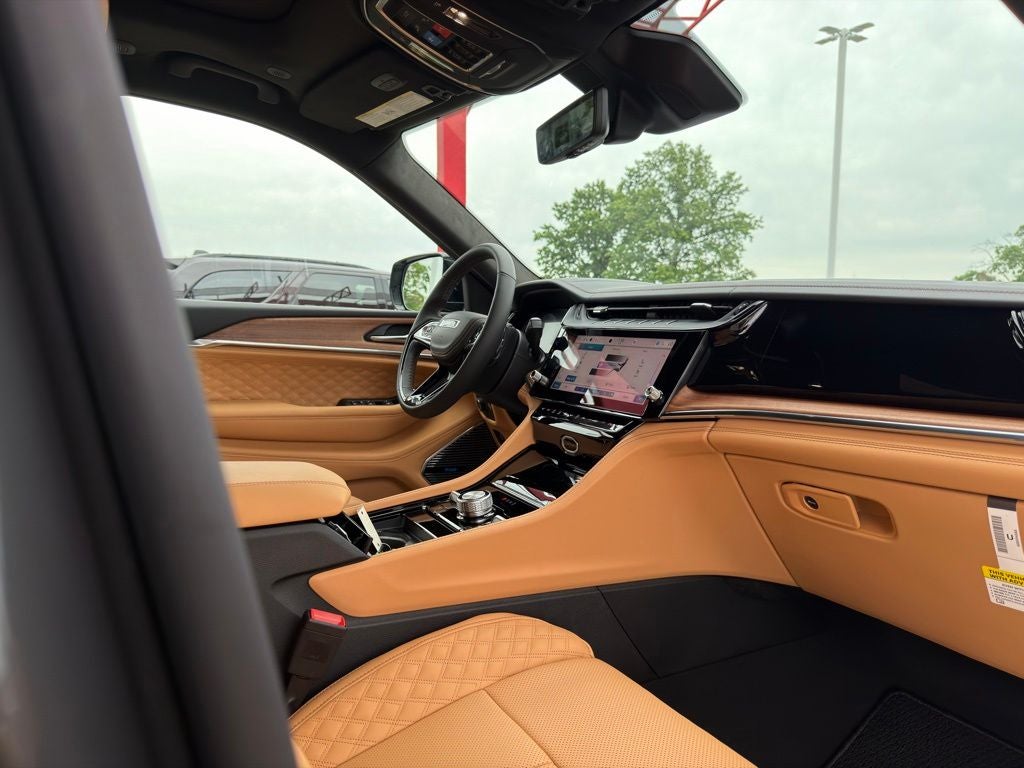 2026 Jeep Grand Cherokee Summit