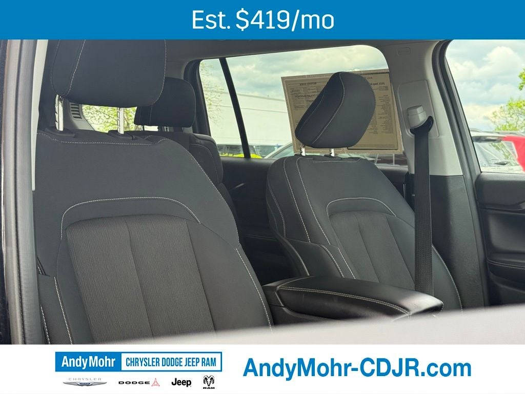 2023 Jeep Grand Cherokee L Laredo